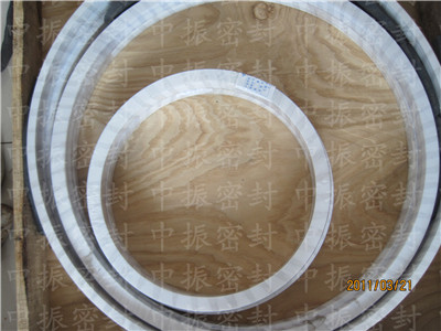 ���C��Ȫ�ЏS���N�۴�ֱ�����ķ���ϩ�|Ƭ