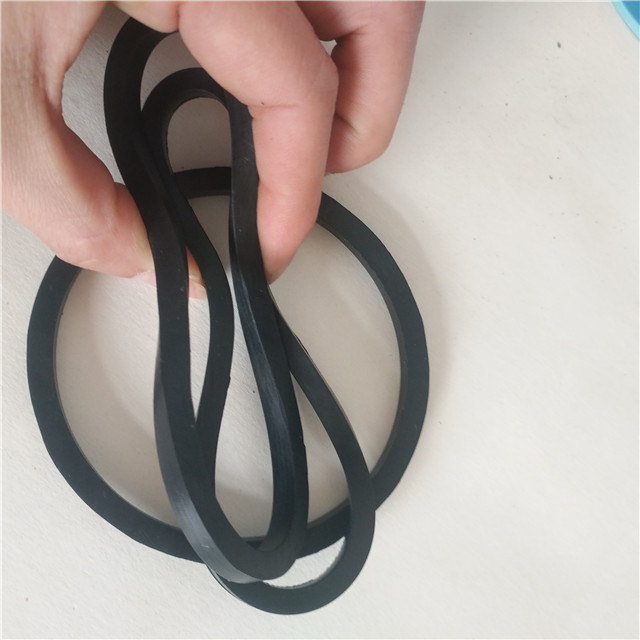 �S�Ҷ������z�˿׉|Ƭ������A���܃�(y��u)Խ