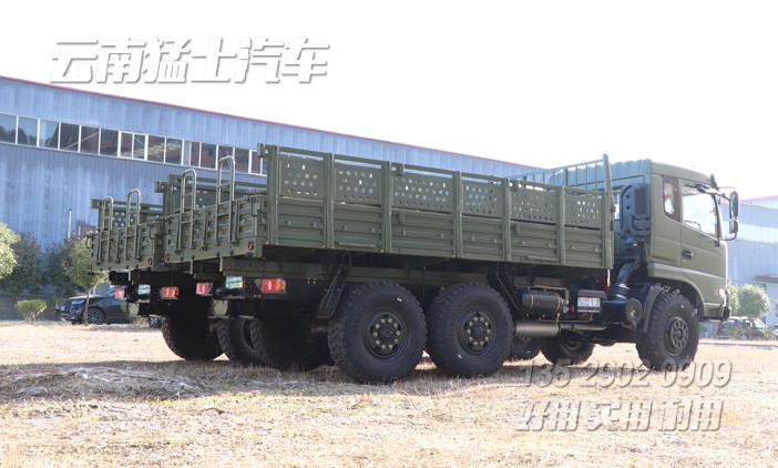 東風(fēng)天錦越野車(chē),六驅(qū)EQ2102越野卡車(chē),六驅(qū)越野底盤(pán),東風(fēng)卡車(chē),190馬力越野卡車(chē),卡車(chē)出口