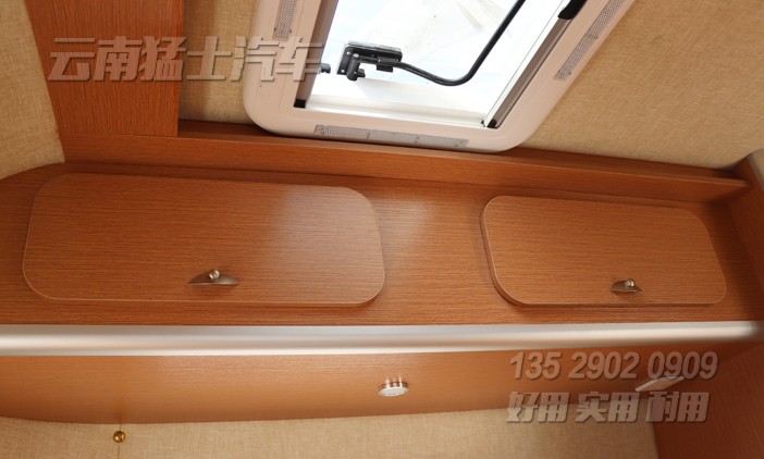 拖掛房車,德國(guó)進(jìn)口房車底盤,定制化房車,房車專利,房車改裝廠家,房車銷售,拖掛式旅居車