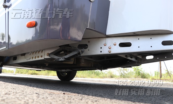 拖掛房車,德國(guó)進(jìn)口房車底盤,定制化房車,房車專利,房車改裝廠家,房車銷售,拖掛式旅居車