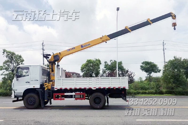 東風(fēng)隨車吊,7T徐工吊機,東風(fēng)華神隨車吊,7000kg隨車起重運輸車,隨車吊使用方法,四驅(qū)吊車,徐工直臂吊