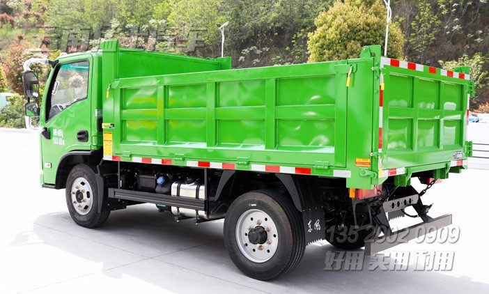 EQ3040GP6,東風(fēng)云龍自卸車(chē),5噸輕型卡車(chē),小型自卸汽車(chē),4*2自卸卡車(chē),國(guó)六自卸車(chē)