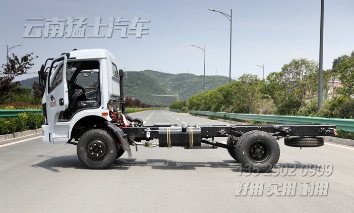 10噸輕卡底盤(pán),輕型卡車,小型柴油貨車,小微卡底盤(pán),商用底盤(pán)改裝,貨車底盤(pán)銷售