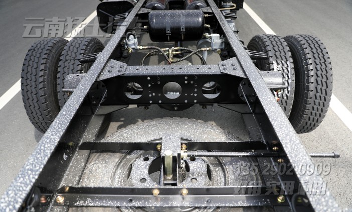 10噸輕卡底盤(pán),輕型卡車,小型柴油貨車,小微卡底盤(pán),商用底盤(pán)改裝,貨車底盤(pán)銷售