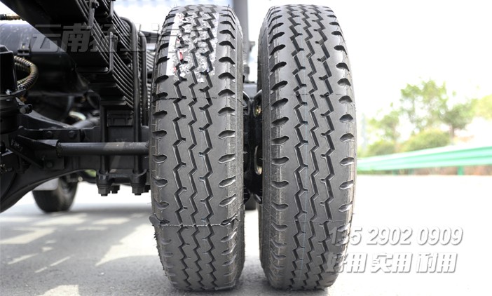 10噸輕卡底盤(pán),輕型卡車,小型柴油貨車,小微卡底盤(pán),商用底盤(pán)改裝,貨車底盤(pán)銷售