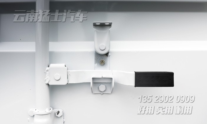 四驅(qū)倉(cāng)欄車,4乘4倉(cāng)柵式運(yùn)輸車,3噸倉(cāng)欄車,80馬力倉(cāng)欄車,4*4畜牧車,輕卡果蔬運(yùn)輸車,倉(cāng)柵輕卡