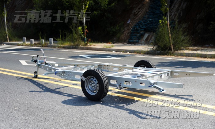 克諾特拖掛房車(chē),KNOTT房車(chē)底盤(pán),扭力軸房車(chē),拖掛房車(chē)廠家,1.5噸房車(chē)底盤(pán)
