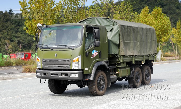 山貓?jiān)揭败?六驅(qū)卡車,12座運(yùn)兵車,載貨運(yùn)輸車,平頭2082,6*6越野運(yùn)輸車,出口多用途車